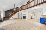 9080 Pine Tree Circle - Photo 8