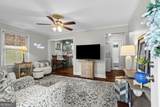 1467 Hawthorne Avenue - Photo 3