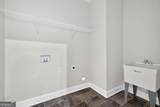 922 Homepark Circle - Photo 19