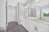 922 Homepark Circle - Photo 32