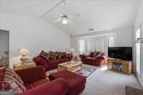 511 Barclay Court - Photo 8