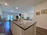 240 Hyde Park - Photo 5