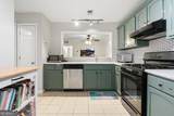 1402 Crossing Drive - Photo 10