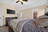 305 Bainbridge Circle - Photo 14