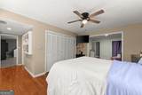 157 Glendale Heights - Photo 15