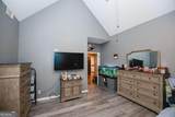 1011 Lakeside Court - Photo 11
