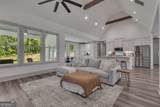 215 Greyfairs Avenue - Photo 19