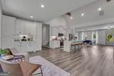 215 Greyfairs Avenue - Photo 32