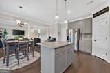 1101 Hawthorne Circle - Photo 13