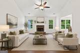 211 Westwind Drive - Photo 6