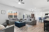 327 Winston Circle - Photo 5