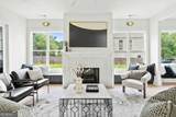 31 Walthall Street - Photo 11