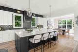 31 Walthall Street - Photo 6