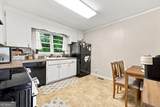 2706 1/2 Maple Road - Photo 18