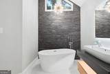 1240 Wynford Colony - Photo 38