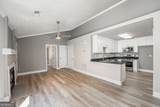 1318 Yorkshire Lane - Photo 10