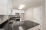 1318 Yorkshire Lane - Photo 16