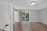 9759 Greenside Way - Photo 11