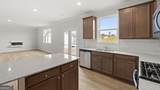 471 Hampton Terrace - Photo 7
