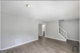 939 Silverwood Drive - Photo 4