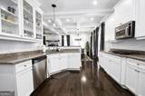 1085 Charles Towne Square - Photo 10