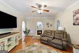 1903 Summit Drive - Photo 3