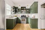 1440 Hartford Avenue - Photo 11