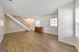 1313 Surrey Lane - Photo 4