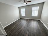 1015 Ridgefield Drive - Photo 3
