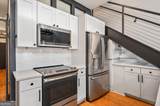 260 18th Street - Photo 4