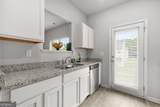 6907 Rogers Point - Photo 14
