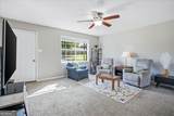 950 Meadowbrook Lane - Photo 5