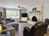 120 Lynn Place - Photo 3