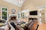 7930 Willow Point - Photo 9