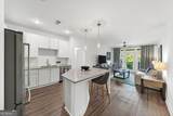 840 United Avenue - Photo 8