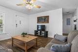 818 Avenue B - Photo 5