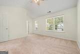 9464 Lakeview Road - Photo 15