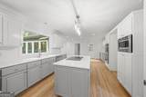 1153 Byrnwyck Way - Photo 9