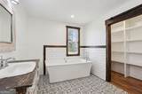 1060 Stephens Street - Photo 17