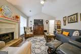 405 Jordan Lane - Photo 13