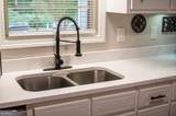 405 Jordan Lane - Photo 24