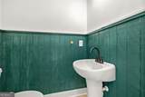 176 Llewellyn Street - Photo 13