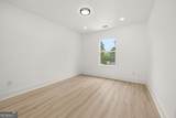 176 Llewellyn Street - Photo 21