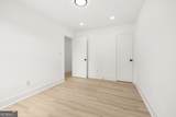 176 Llewellyn Street - Photo 24