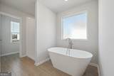 258 Orwell Drive - Photo 17