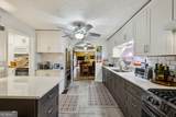 725 Brown Place - Photo 4