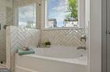 5350 Woodline View Circle - Photo 17