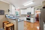 138 Knightwood Point - Photo 14