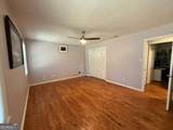 907 Kings Road - Photo 38