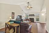 1615 Vinebrook Terrace - Photo 3